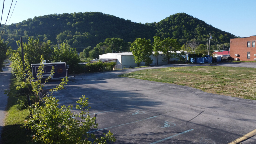 Listing Image 13