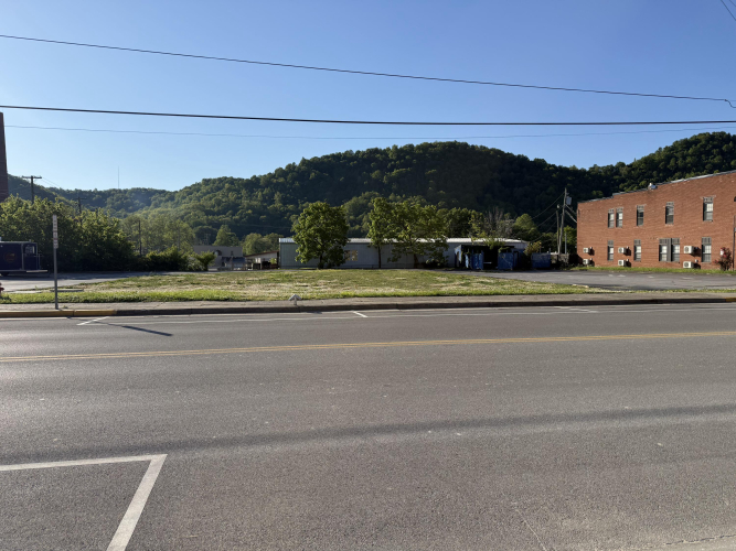 Listing Image 17