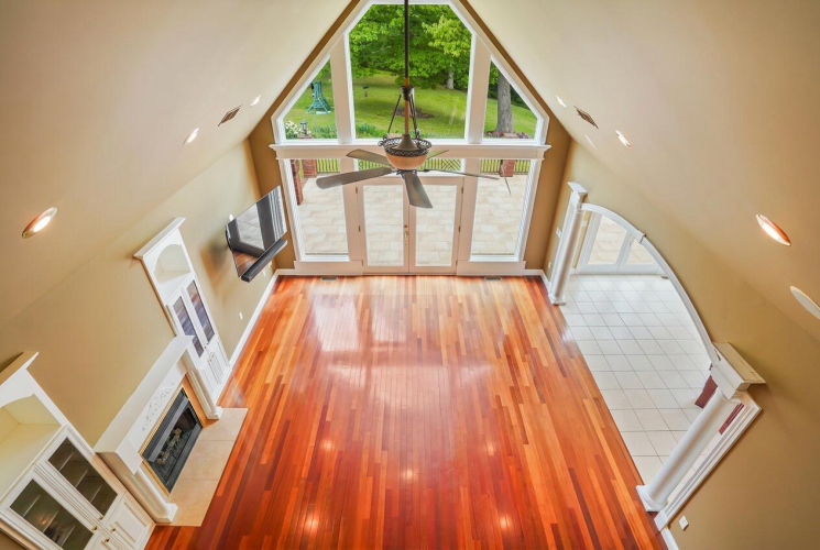 Listing Image 19