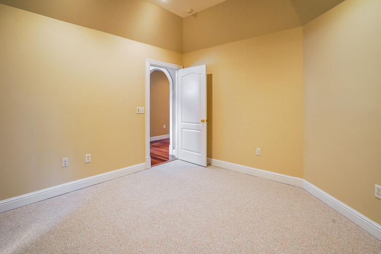 Listing Image 56