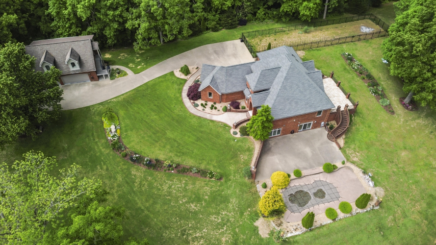 Listing Image 79