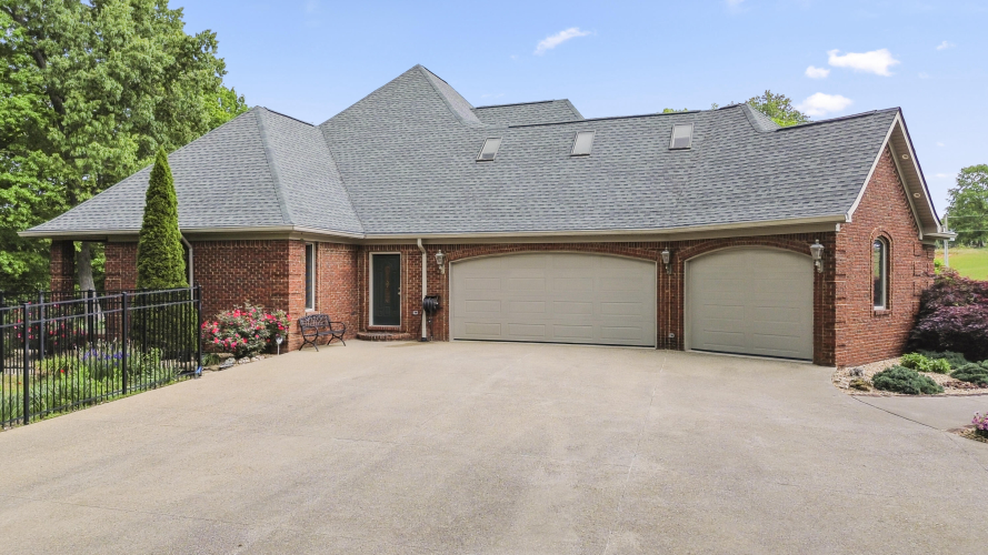 Listing Image 84