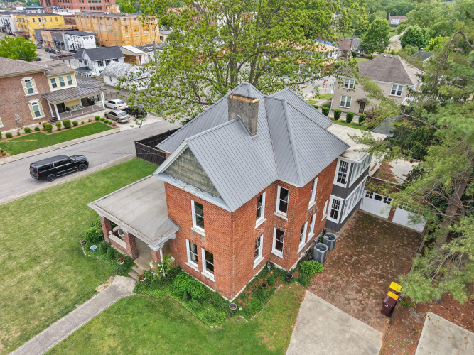 Listing Image 12