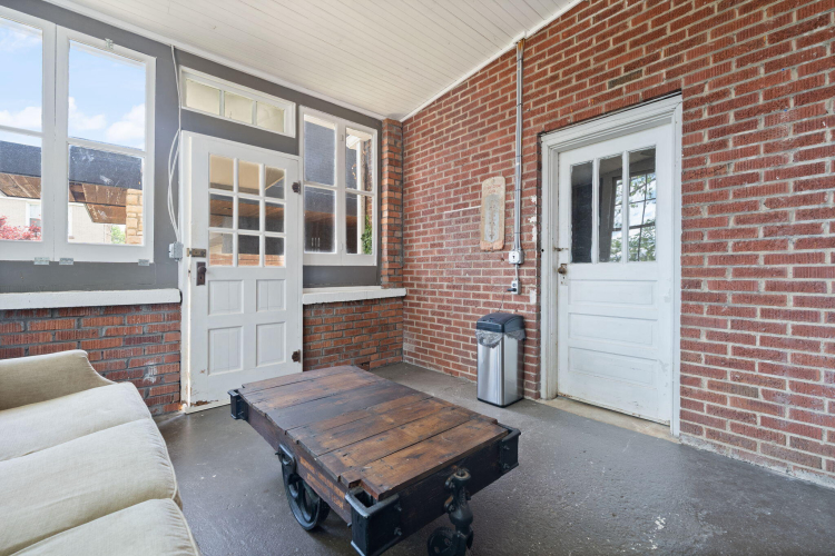 Listing Image 119