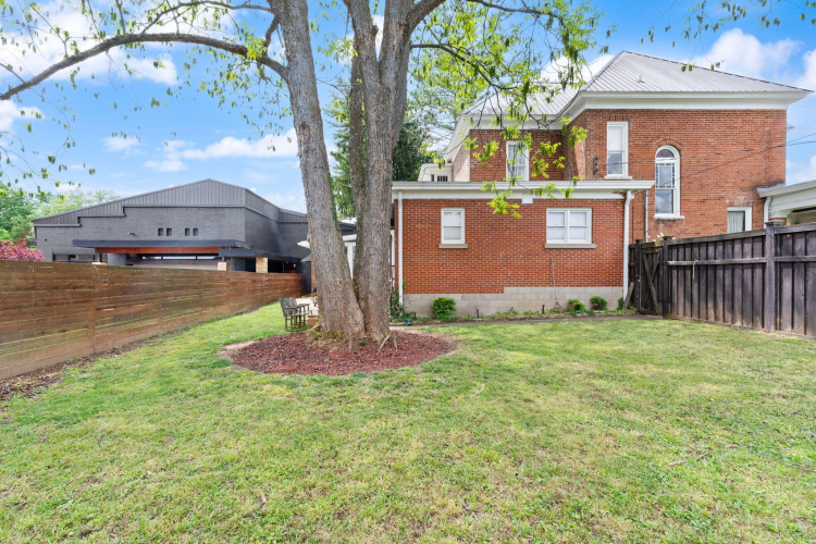 Listing Image 126