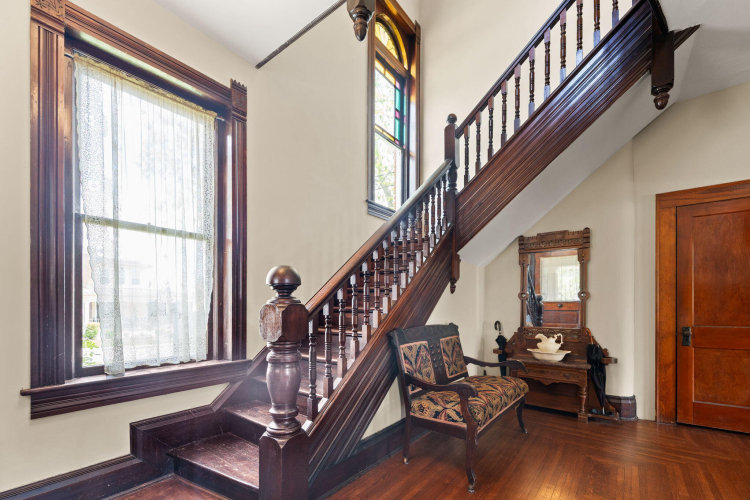 Listing Image 21