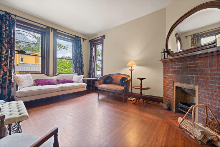 Listing Image 26