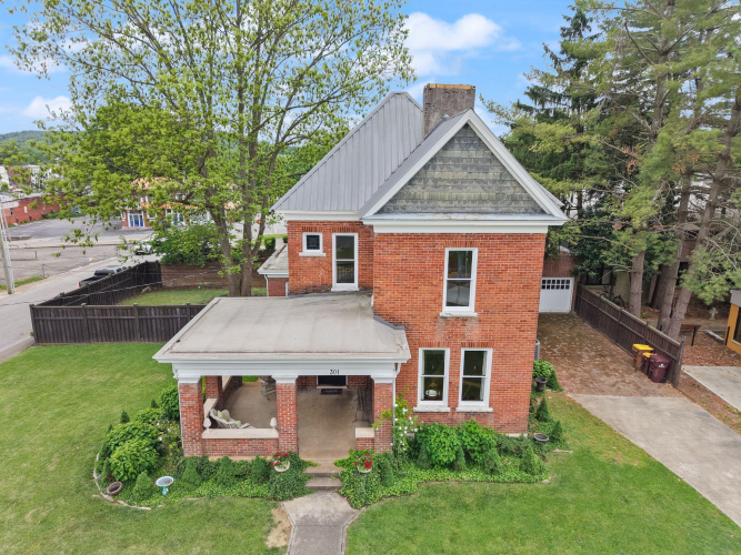 Listing Image 10