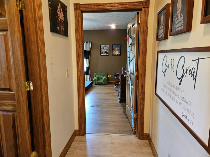 Listing Image 41