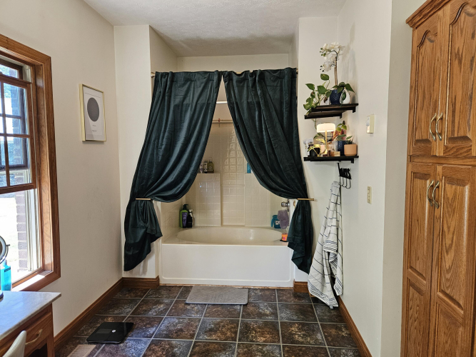 Listing Image 47