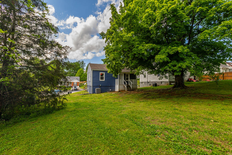 Listing Image 25
