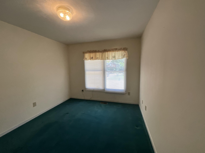 Listing Image 42