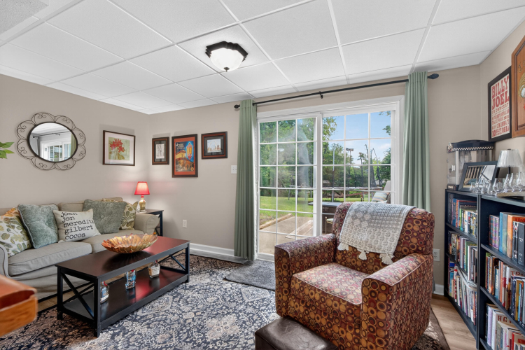Listing Image 22