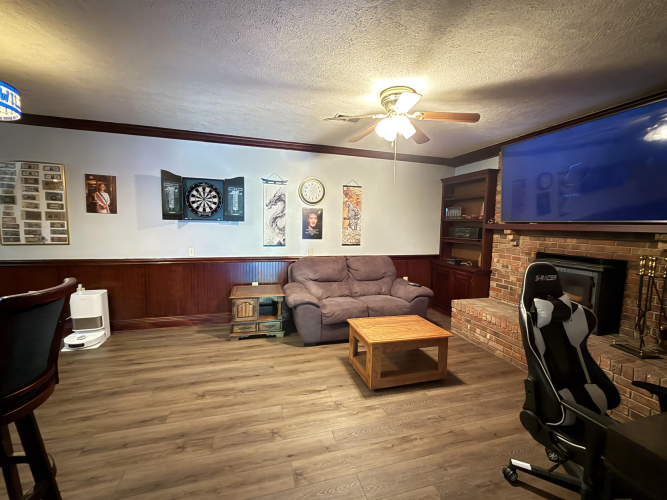 Listing Image 39