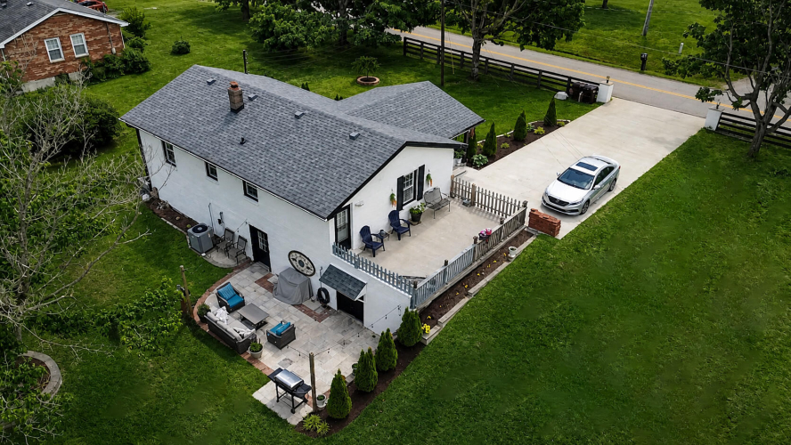 Listing Image 18
