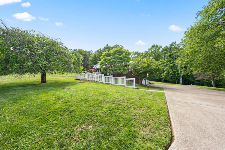 Listing Image 37