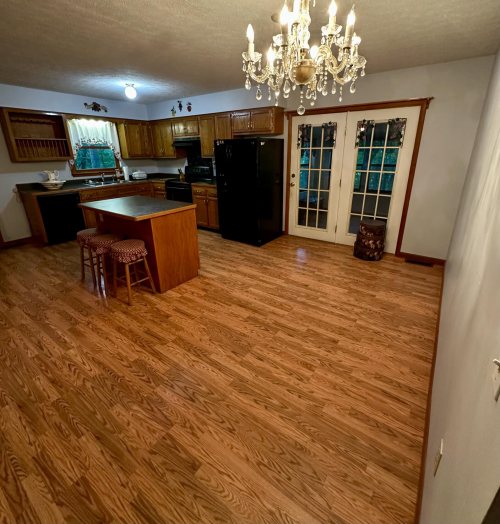 Listing Image 25