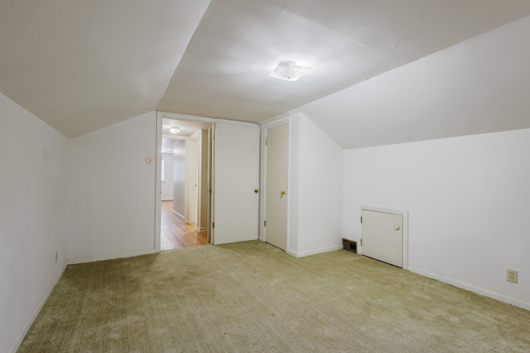 Listing Image 37