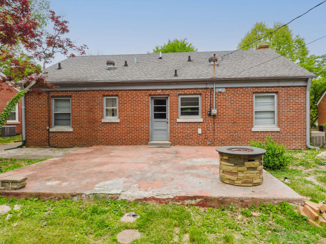 Listing Image 61