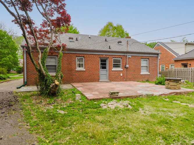 Listing Image 63
