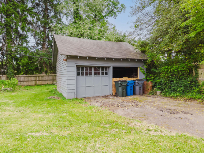 Listing Image 64