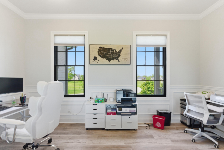 Listing Image 12