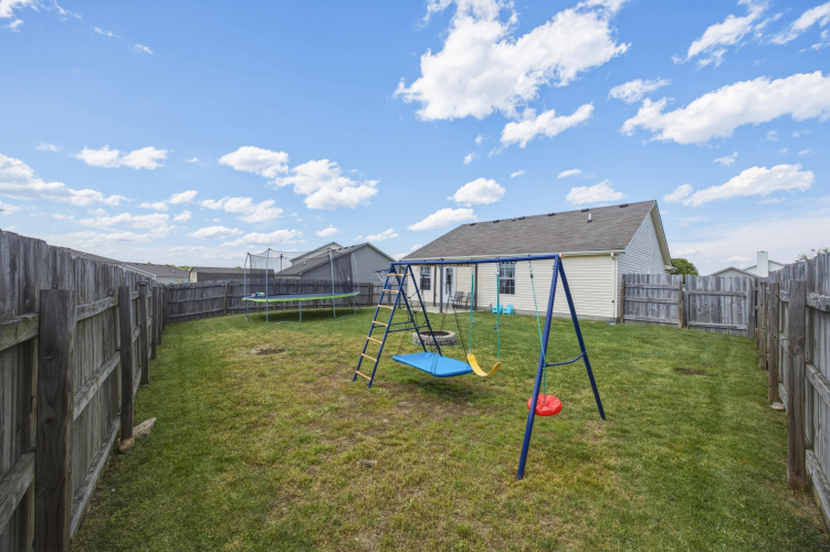 Listing Image 32