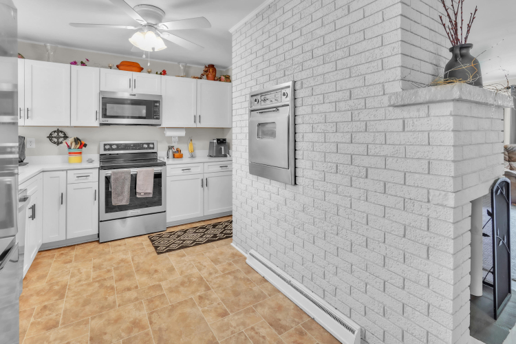 Listing Image 23