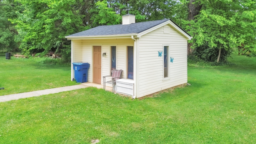 Listing Image 51