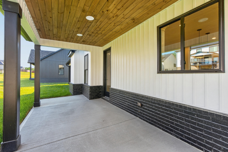 Listing Image 37