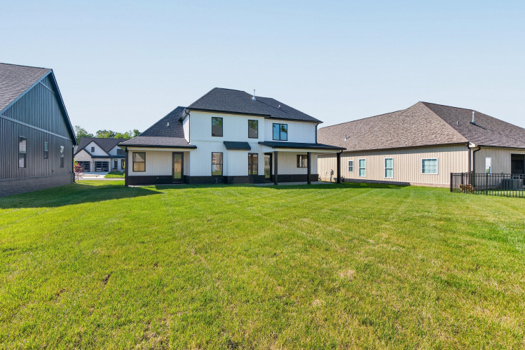 Listing Image 40