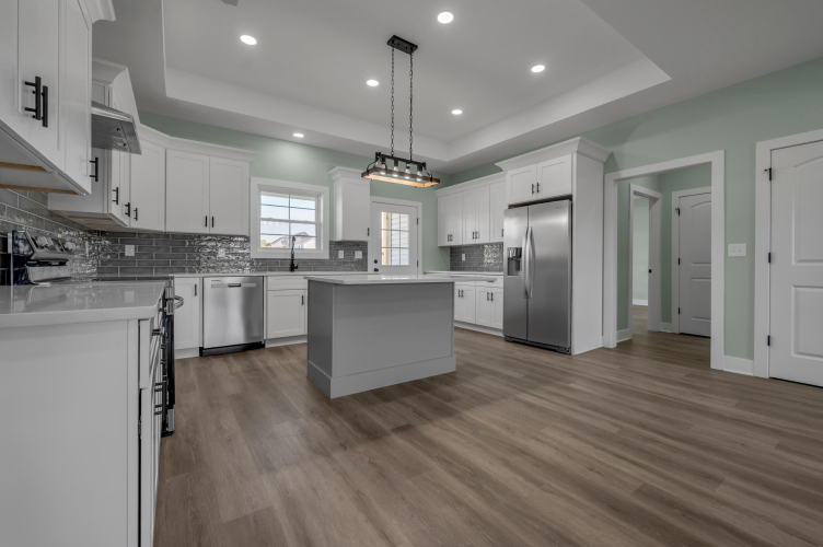 Listing Image 9
