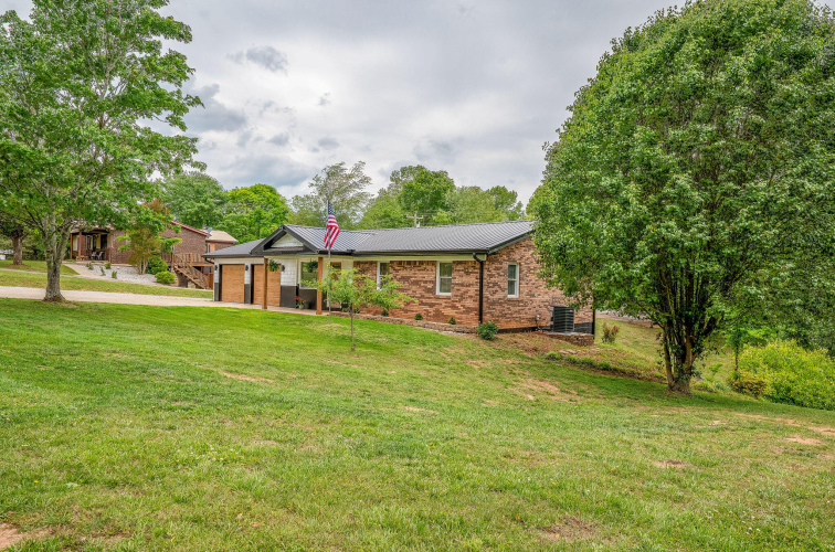 Listing Image 46