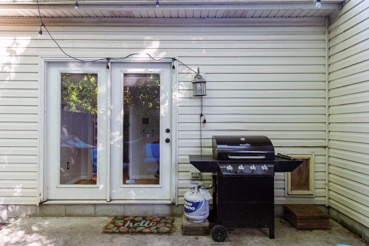 Listing Image 20