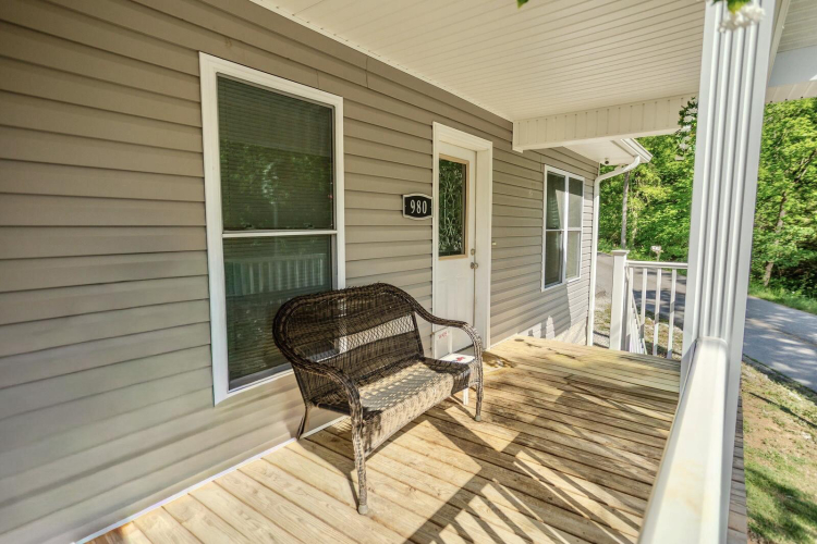 Listing Image 5