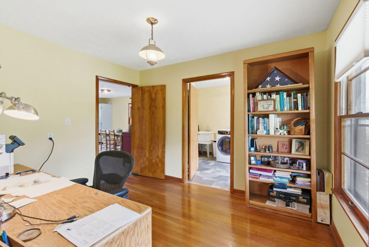 Listing Image 23