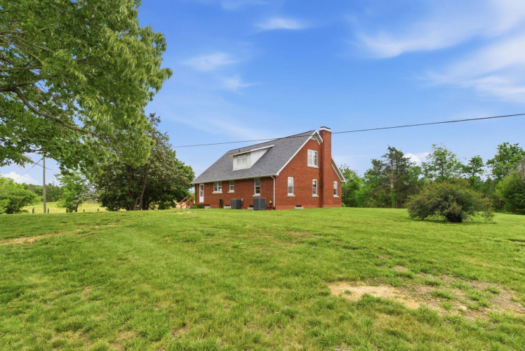 Listing Image 45