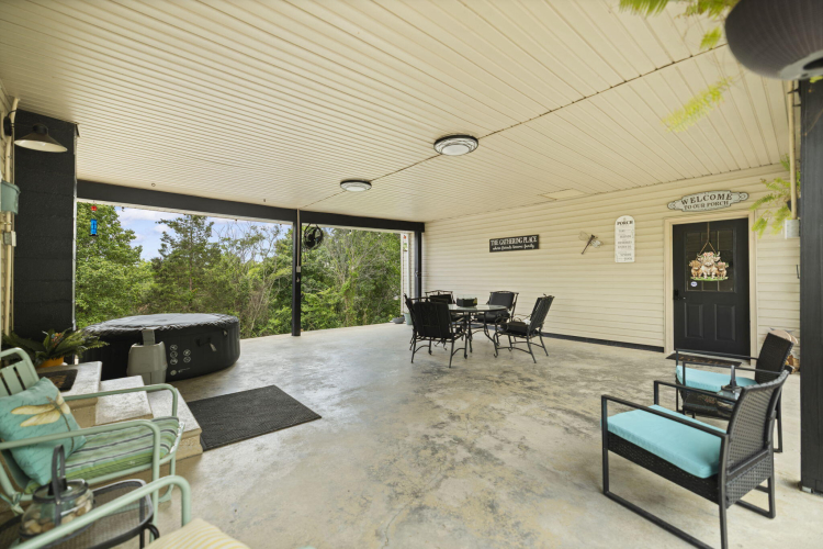Listing Image 14