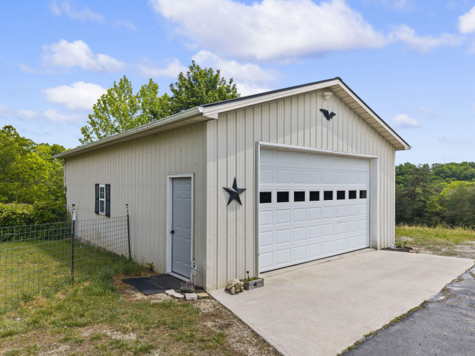 Listing Image 62