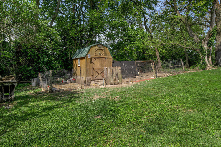 Listing Image 52