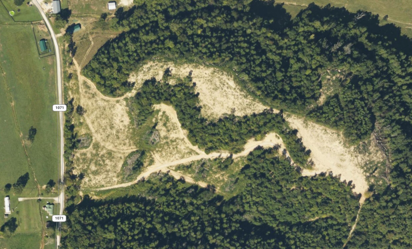 Listing Image 4