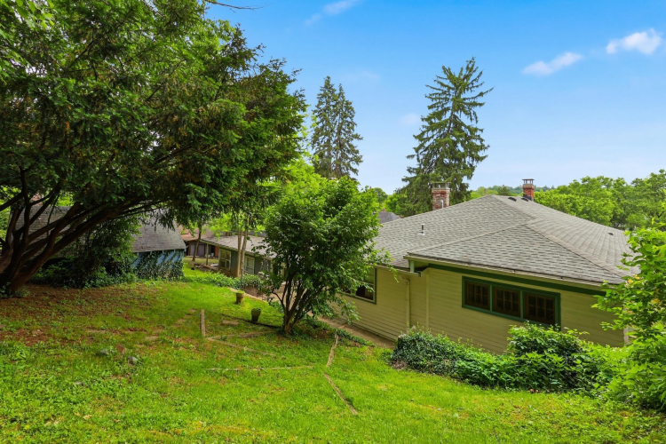 Listing Image 26