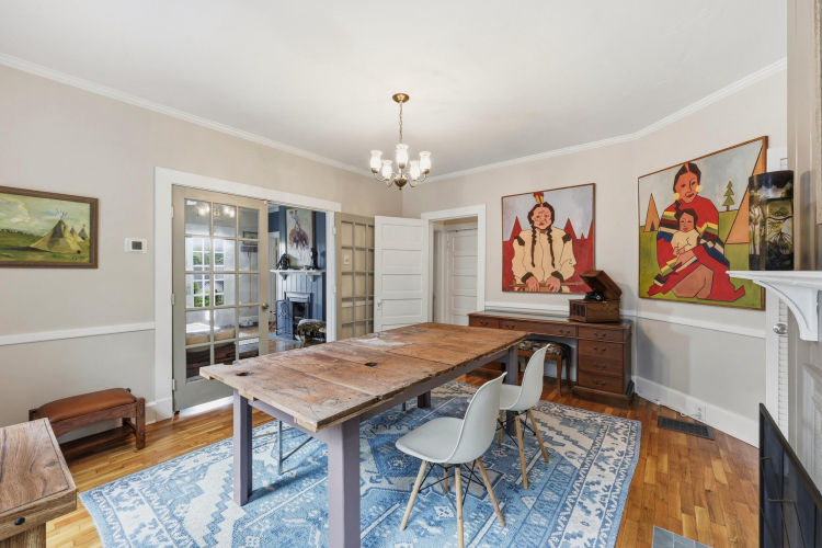 Listing Image 9