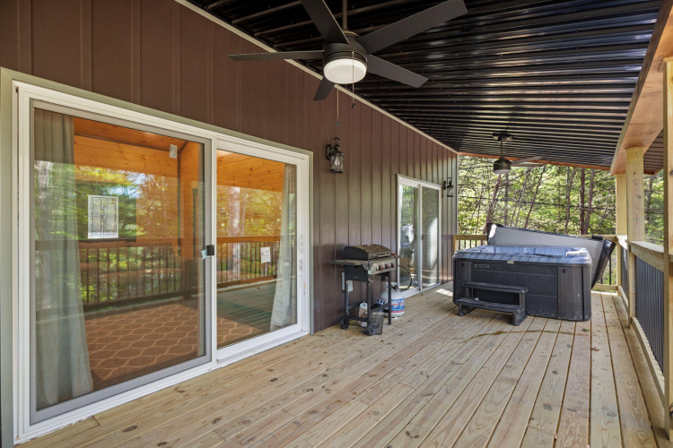 Listing Image 11