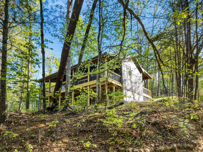 Listing Image 48