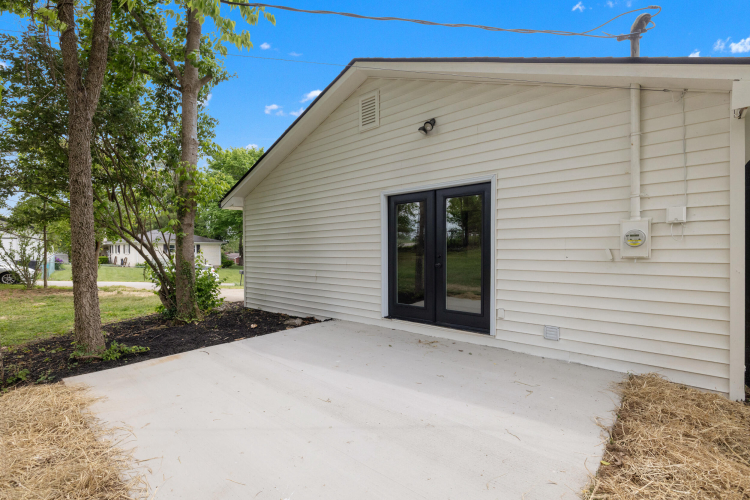 Listing Image 24