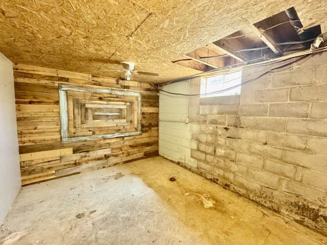 Listing Image 33