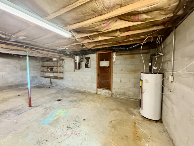 Listing Image 45
