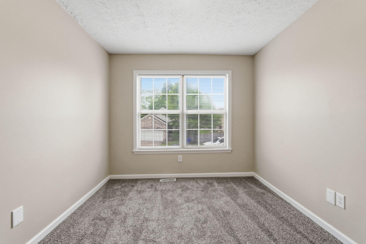 Listing Image 24