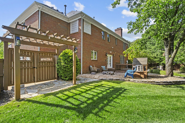 Listing Image 46